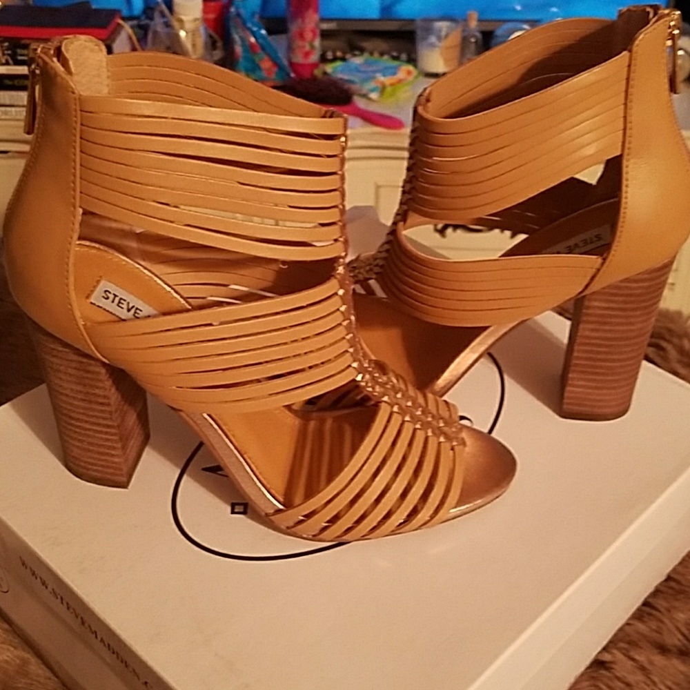 Steve Madden heels size 8